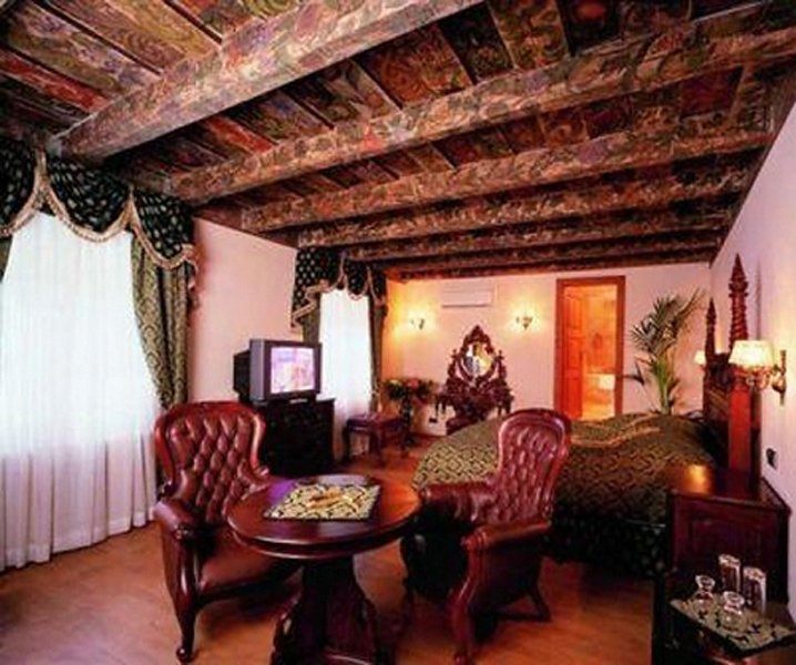 U Prince Прага Bar