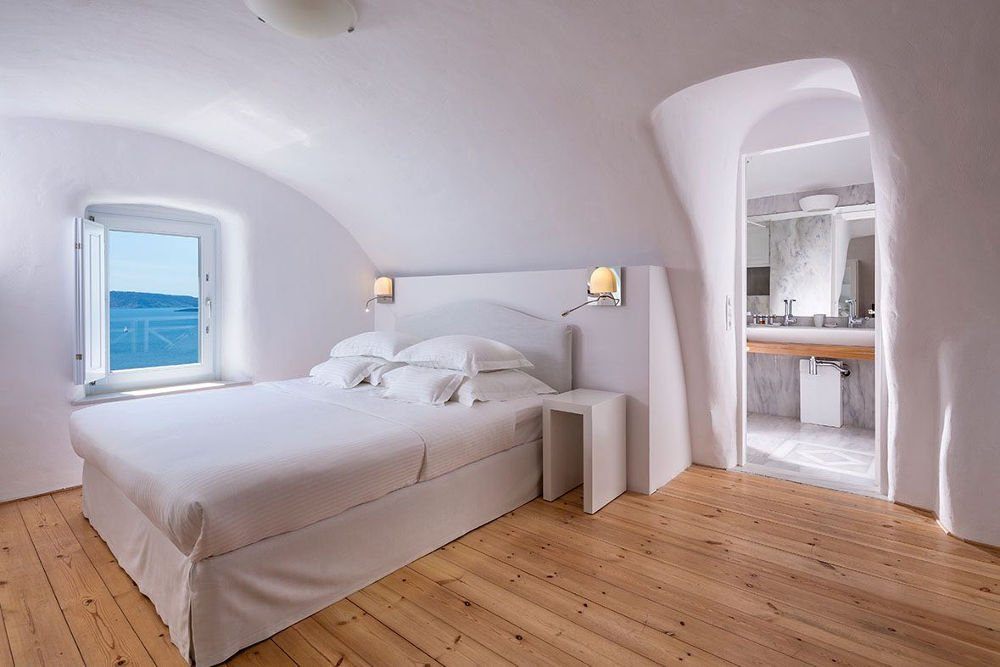 Canaves Oia Boutique Hotel