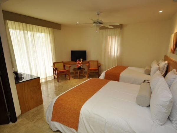 Курортный отель the Reef Playacar optional