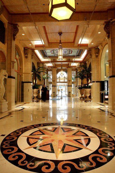 Cecil Hotel Yelp